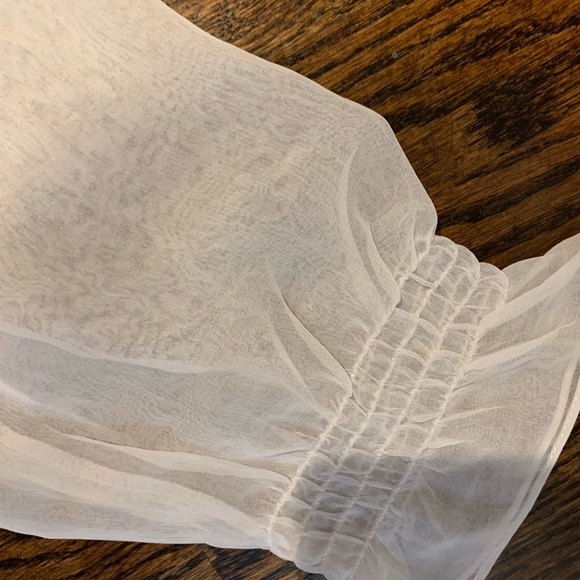 Solitaire Beach Beaded coverup - Picture 4 of 7